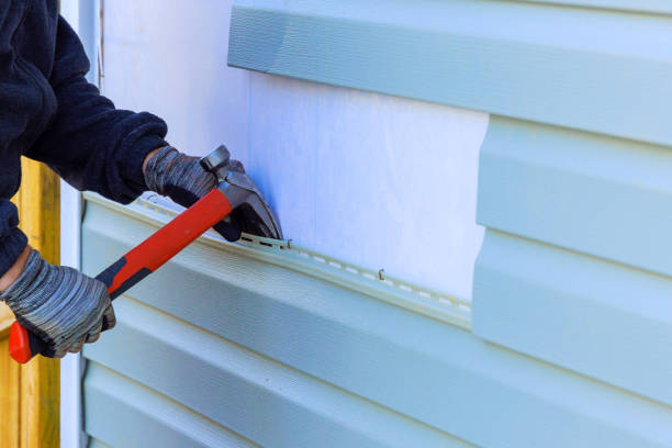 Reliable Siding Replacement contractor in Willow Springs, IL by Creative Siding